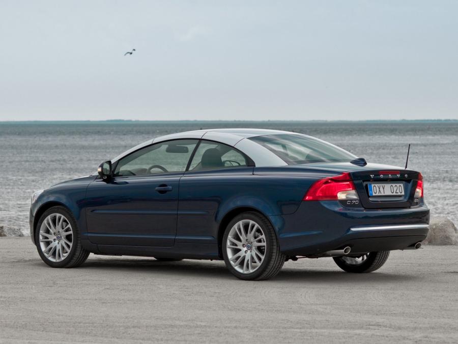  Volvo C70 D3 2010 года  (фото 7 из 10)